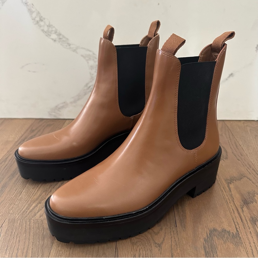 New Loeffler Randall Reggie Block Heel Chelsea Boot in Safari - Camel Black 10